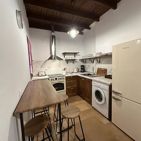 Estrellita Acharavi (Corfu)